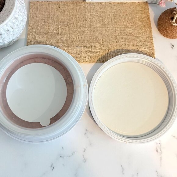 bareMinerals New Mineral Veil Finishing Powder Foundation Diamond Light Sealed - Picture 4 of 6